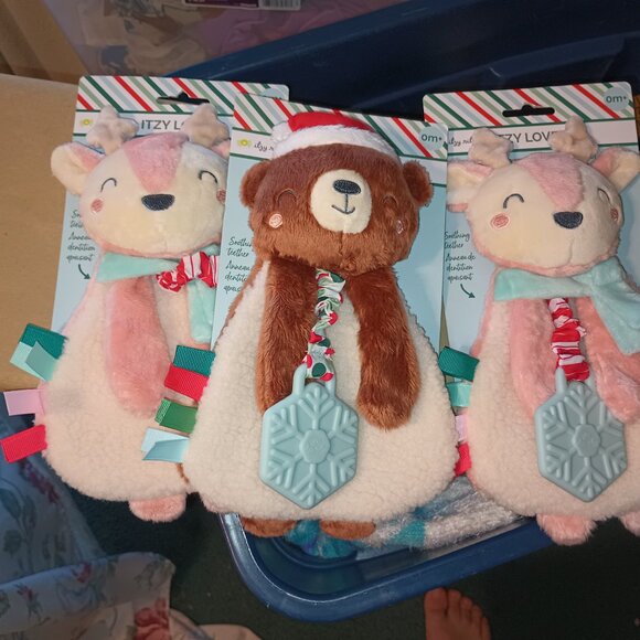 NEW Itzy Ritzy Holiday Lovey Plush + Teether Toy, - Picture 1 of 9